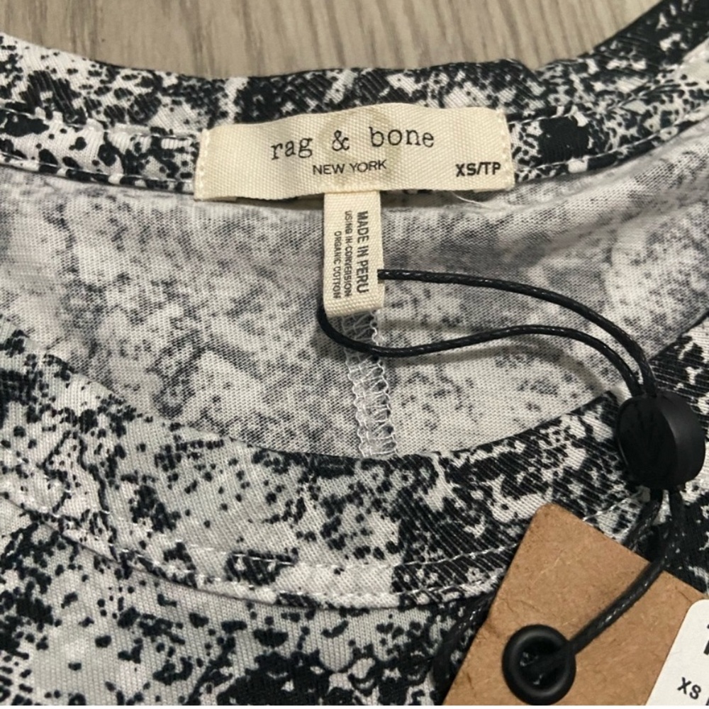 Rag & Bone Snake Print Tee Size XS NWT - Picture 4 of 4